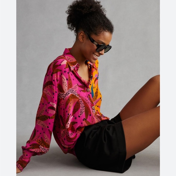 Anthropologie Tops - EUC Farm Rio Classic Buttondown Shirt